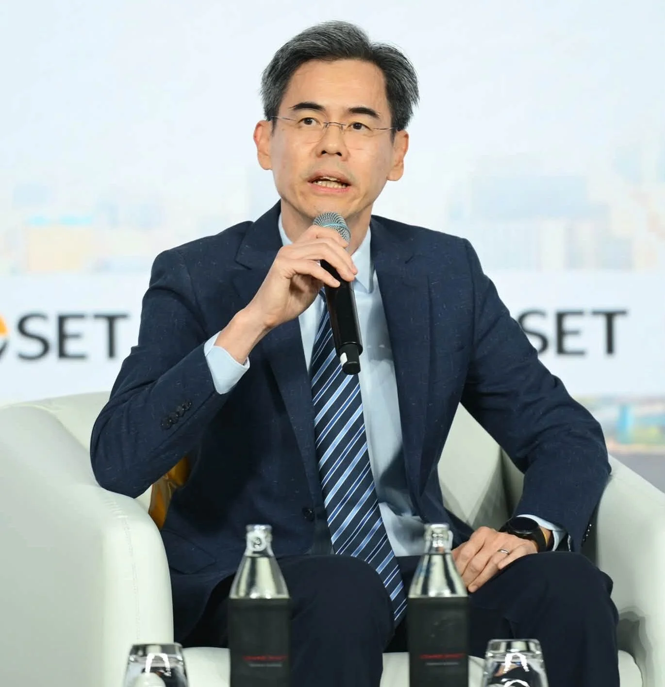 สรุปประเด็น Thailand Focus 2026: Reignite Thailand หัวข้อ ยุทธศาสตร์การแข่งขันของไทย: คว้าโอกาสจากกระแสการลงทุนมูลค่าสูงระลอกใหม่ 1 Mr.Wei Khoe Lim TF 2026 edited