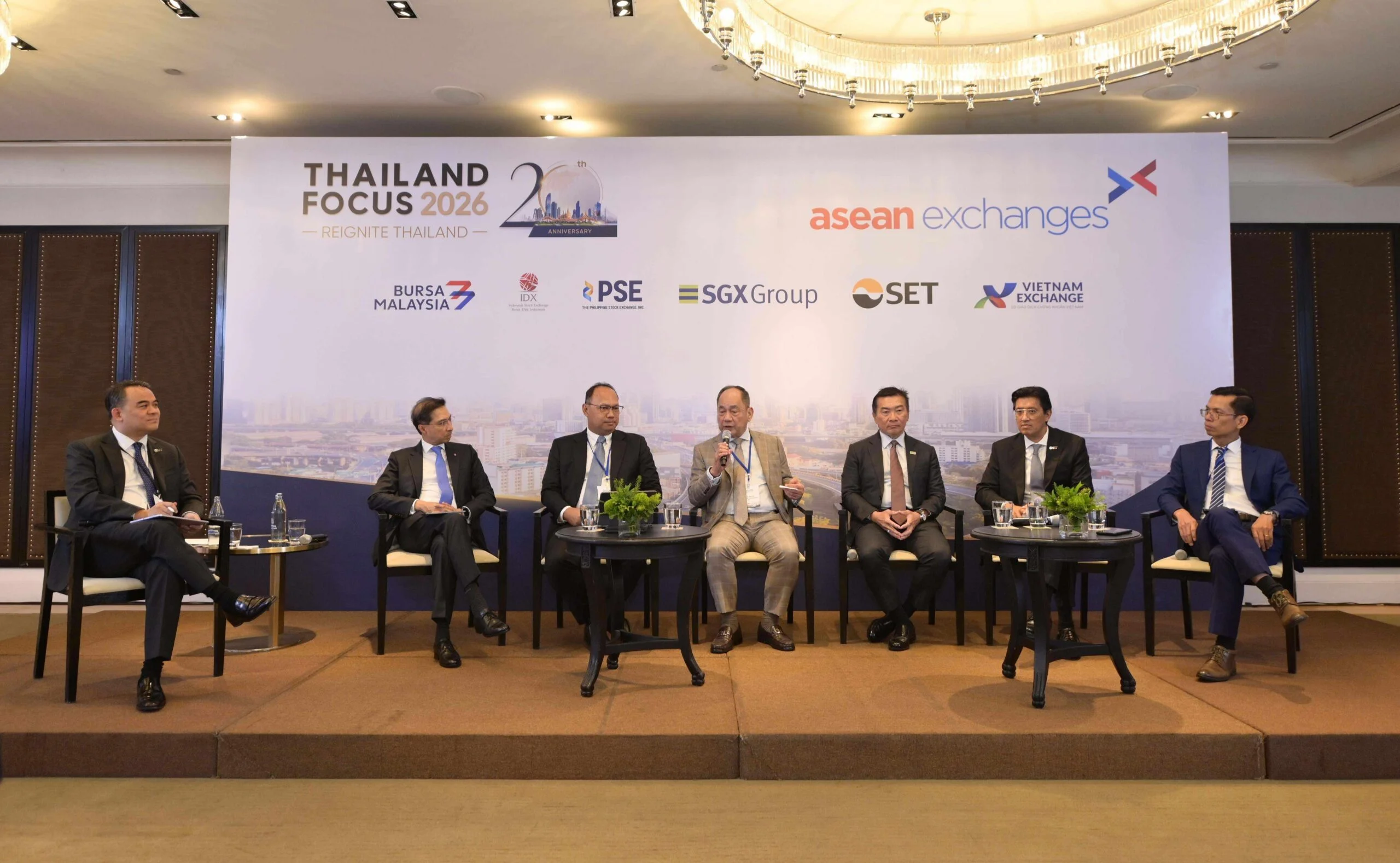 ตลาดหลักทรัพย์ฯ ร่วมเวทีผู้นำตลาดหลักทรัพย์อาเซียน ผนึกกำลังสร้างโอกาสการลงทุนและการเติบโตร่วมกัน 1 Invest ASEAN 2026 2 scaled